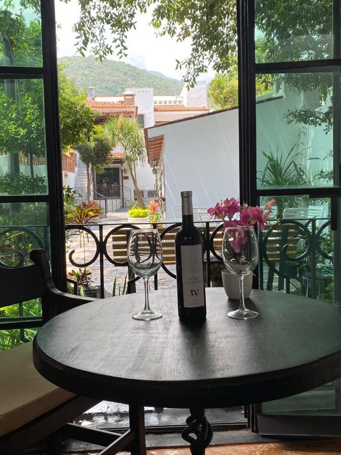 Casa Yollotzin Hotell Ajijic Exteriör bild